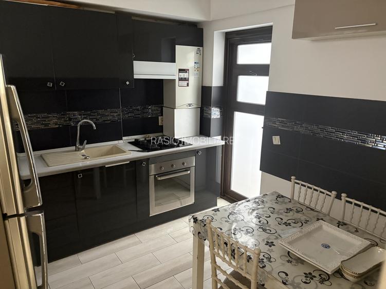 Casă cu 3 camere recent renovată, zona Damaroaia, Bucurestii Noi