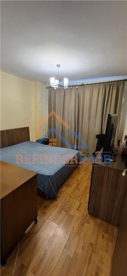 Apartament de vanzare cu 3 camere, zona 1 Decembrie 1918