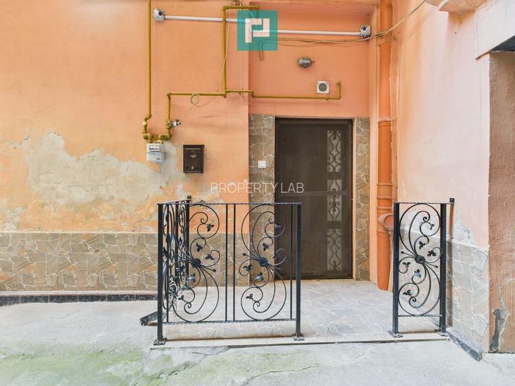 Apartament 4 camere, Bulevardul Revoluției - 15