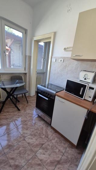 Inchiriere 2 camere Cotroceni
