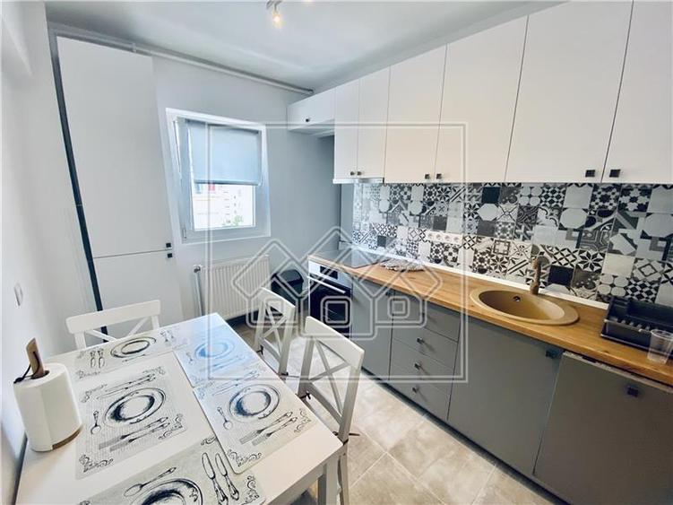 Apartament cu 3 camere si 2 bai - mobilat si utilat modern - Turnisor