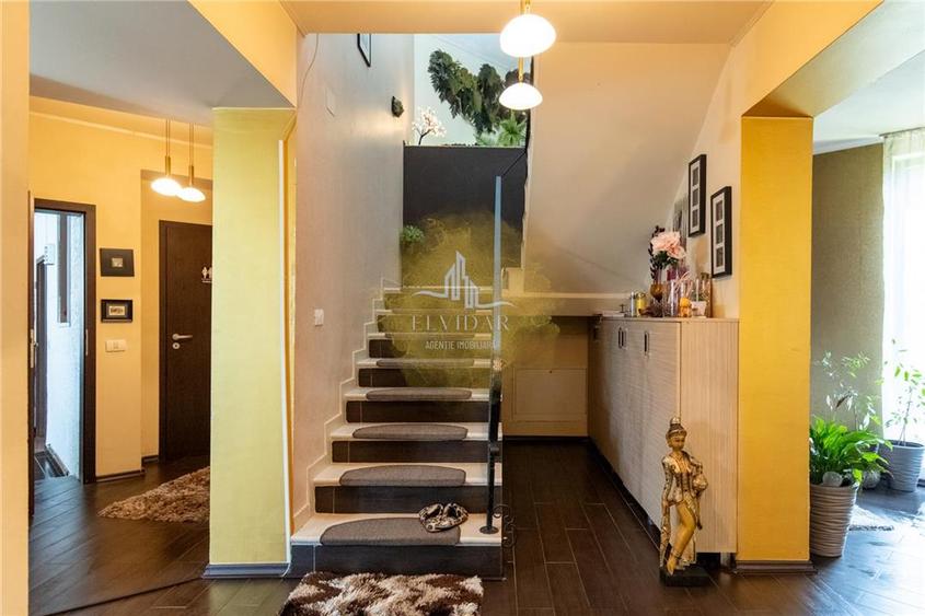 Ciarda Rosie - Casa individuala , 5 camere , 3 bai , teren 600mp