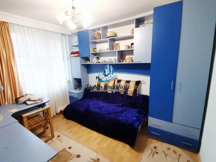 Apartament 3 camere, parter inalt, bloc 1984, zona Muzeu Piatra Neamt