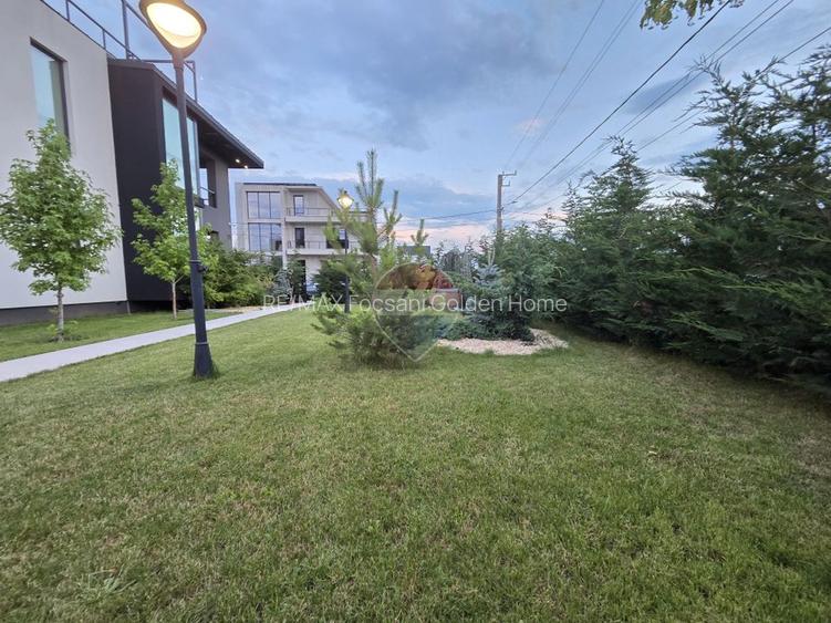 Casă modernă cu 7 camere | Focșani Est | Lux și confort - 54