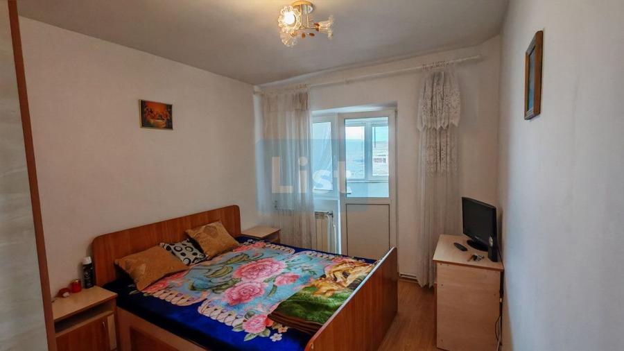 De vanzare apartament spatios cu 4 camere decomandate, zona gării