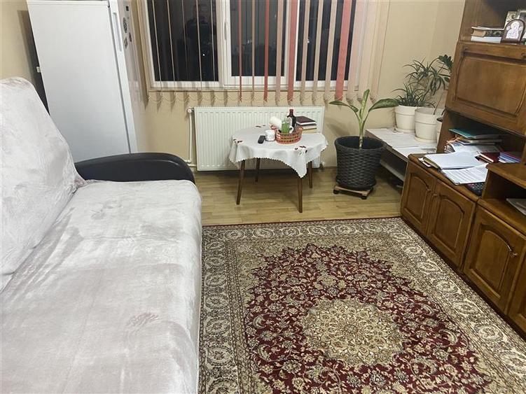 Apartament 2 camere , zona cartier Sud , decomandat 56 mp, imbunatatit , mobilat