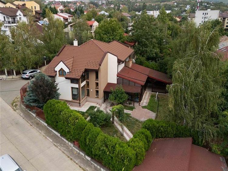 Vila individuala premium, cu personalitate si gradina matura, Bucium, Iasi