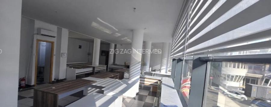Ultracentral - Bd. Mamaia, spatiu ideal birouri, 252 mp., etaj 1 - 2