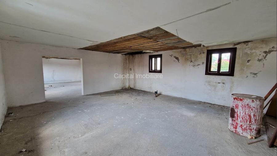 Casă cu 4 camere si 2 garaje de vanzare, Baia Sprie, Comision 0% - 11