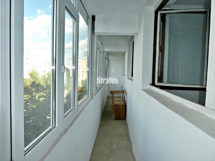 Apartament 3 camere bloc reabilitat aproape de metroul Raul Doamnei - 13