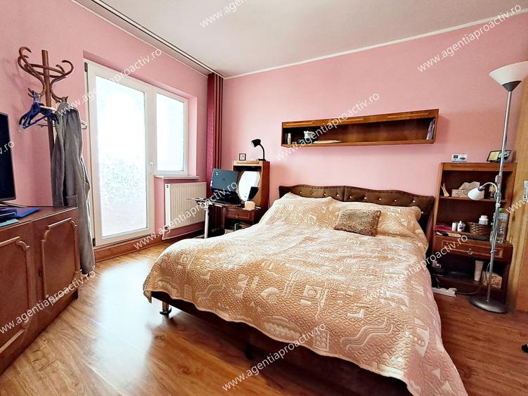 Apartament cu 3 camere, Siderurgistilor, 2 bai, 2 balcoane!