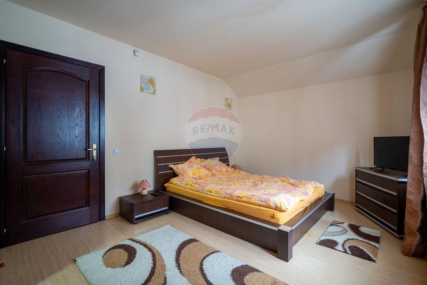 Vila cu 6 camere de vânzare în Predeal