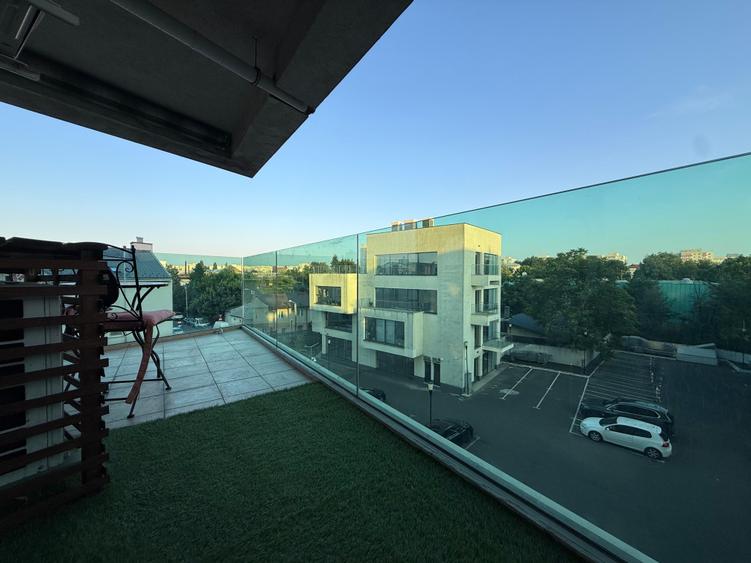 2 camere de inchiriat- Circului Park Tower-parcare subterana-boxa-parc