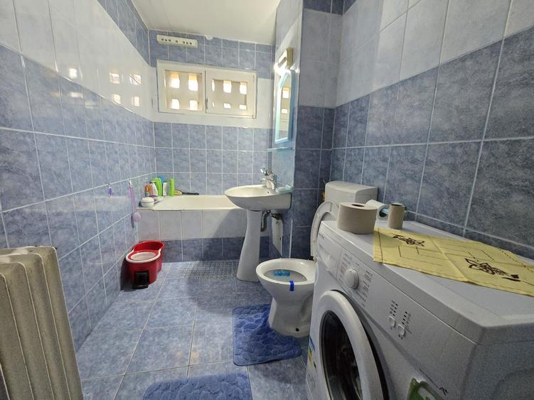 Apartament 3 camere decomandate, zona Manastur-Piata Flora