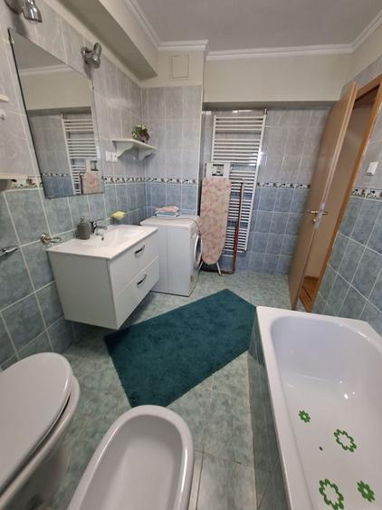 Apartament 3 camere zona Iulius Mall