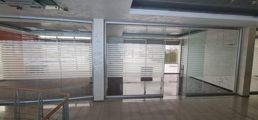 Clădire de Birouri Moderna 930 Mp/Teren 4 362 Mp De Vanzare, Nazna