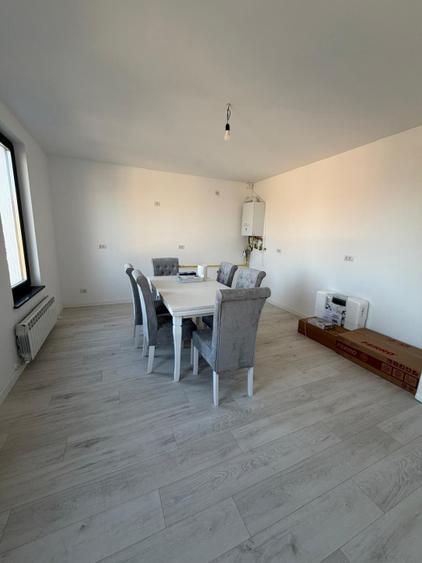 Spatiu comercial, 90 mp , chirie , Radauti