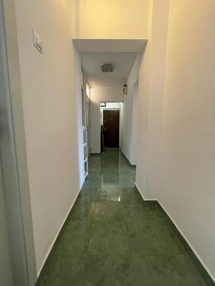 SINCAI STRADAL-INTRE 2 STATII DE METROU, MOBILAT SI UTILAT