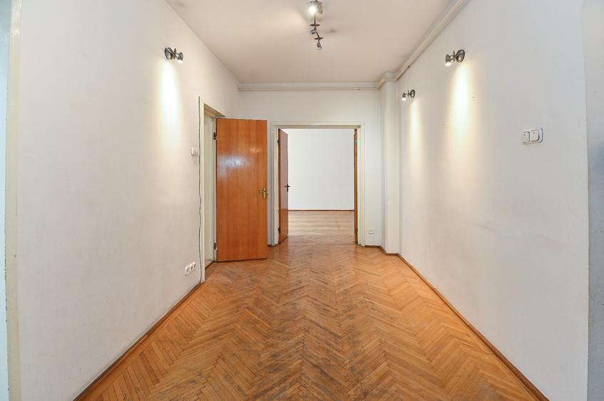 Calea Victoriei -Moxa, 150 mp, compartimentare perfecta, 2/4, garaj la demisol