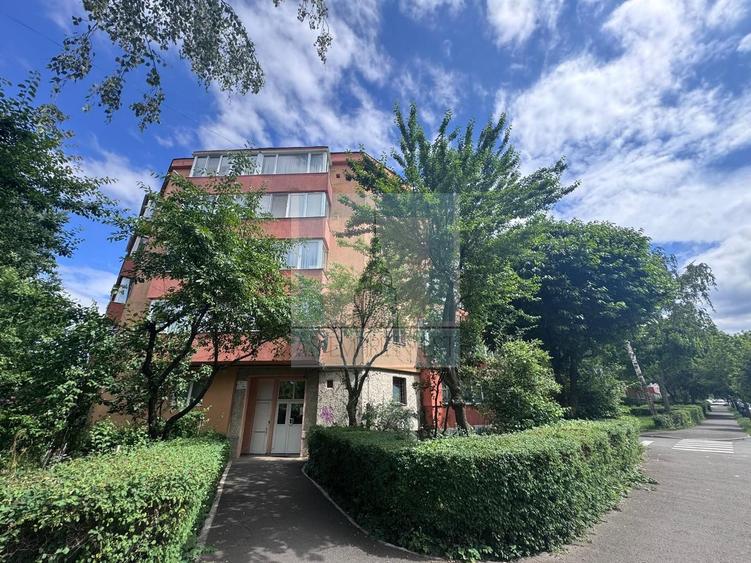 Apartament 2 camere de vânzare – Tractorul, str. Bronzului