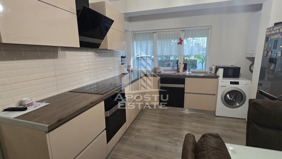 Duplex de vanzare, 4 camere si 3 bai, zona Kaufland, Dumbravita