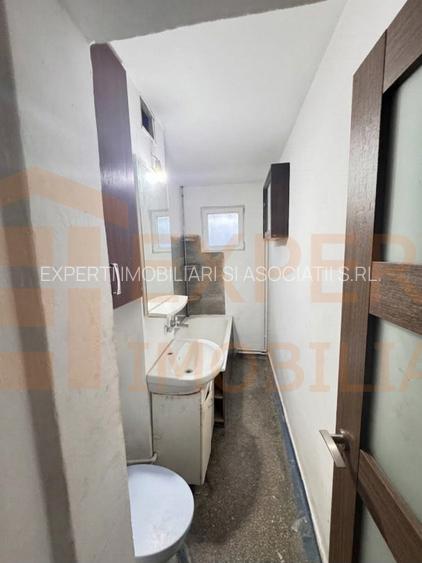 Apartament 3 camere de vânzare în KM 4-5, Constanța - 7