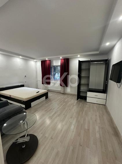 3 Camere /60mp/Parter/Open Space+Balcon/Sebastian
