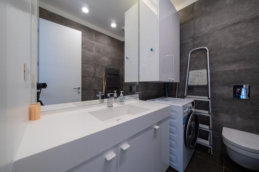 One Herastrau Park, apartament de 4 camere cu vedere lac.