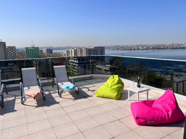 Apartament 2 cam Mamaia Centru, lângă Hotel Iaki Terasă 50mp, Garaj, Vedere Lac