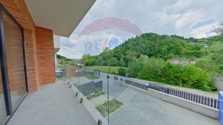 Duplex de 190 mp, în Tăuți, comision 0%.