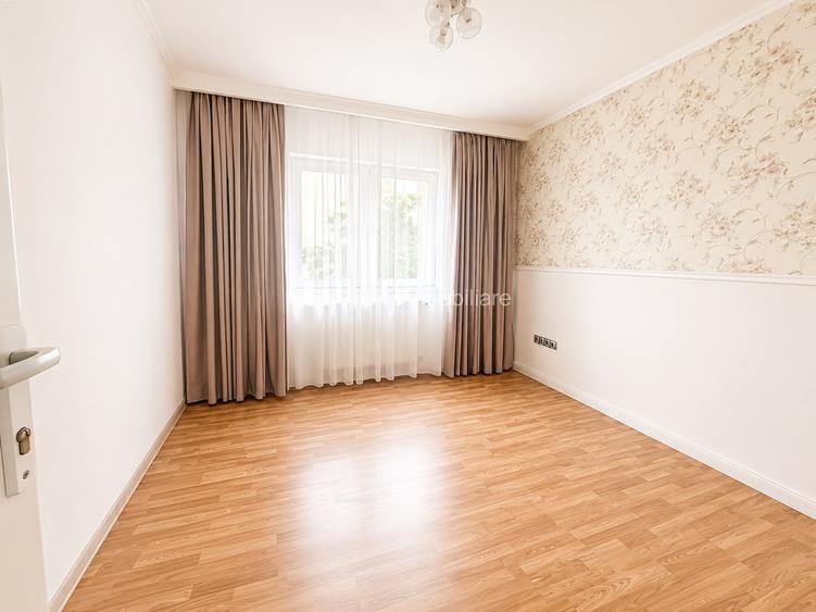 Apartament cu 3 camere de vanzare in Oradea, etajul 2 , Iosia - 7