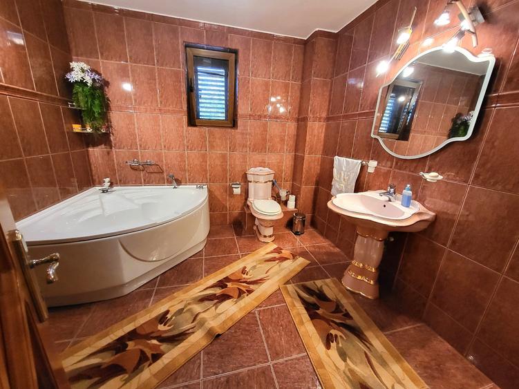 Vilă / Clădire pentru birouri Ultracentral
