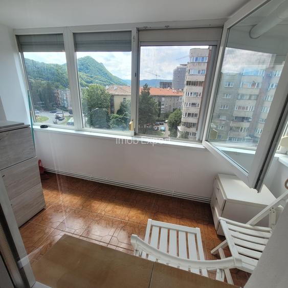 Vand apartament cu 3 camere Centrul Civic, Strada Toamnei - 2