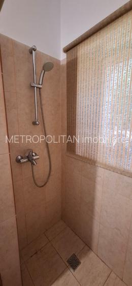 Garsonieră spațioasă Tractorul , mobilier complet, parter - 3