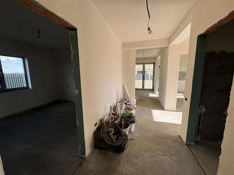 VANZARE CASA PARTER INDIVIDUALA DOMNESTI STRADA ASFALTATA TEREN 405 MP