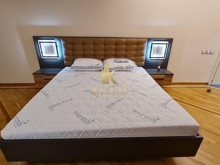 Apartament de inchiriat cu 5 camere in Cartierul Francez