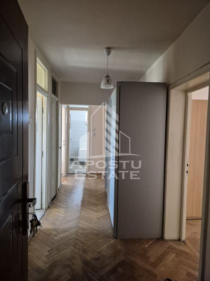 Apartament 3 camere de vanzare, zona Lipovei, Timisoara