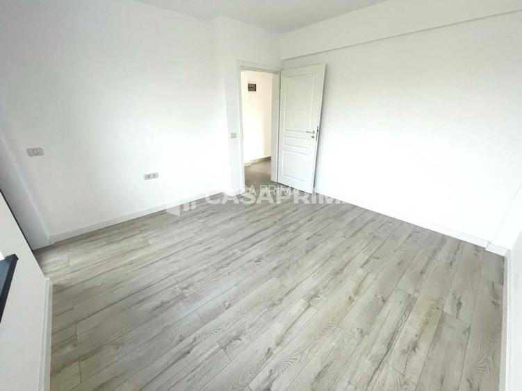 Apartament 2 camere decomandat, Nicolina 1, etaj 3/4, Complet RENOVAT - 6