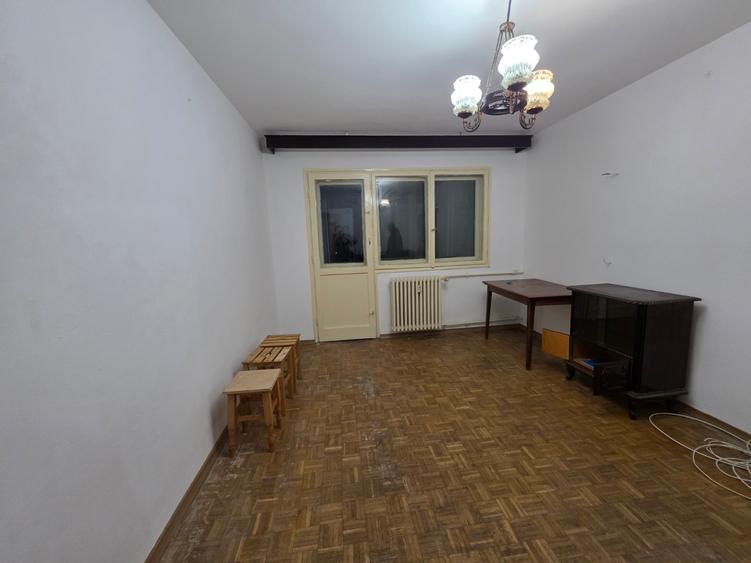 Berceni, pe strada Moldovita,