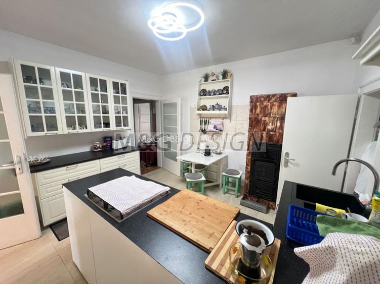 Vilă spațioasă, Dorobantilor–Pretabilă pentru 2 familii,  1570mp teren - 27