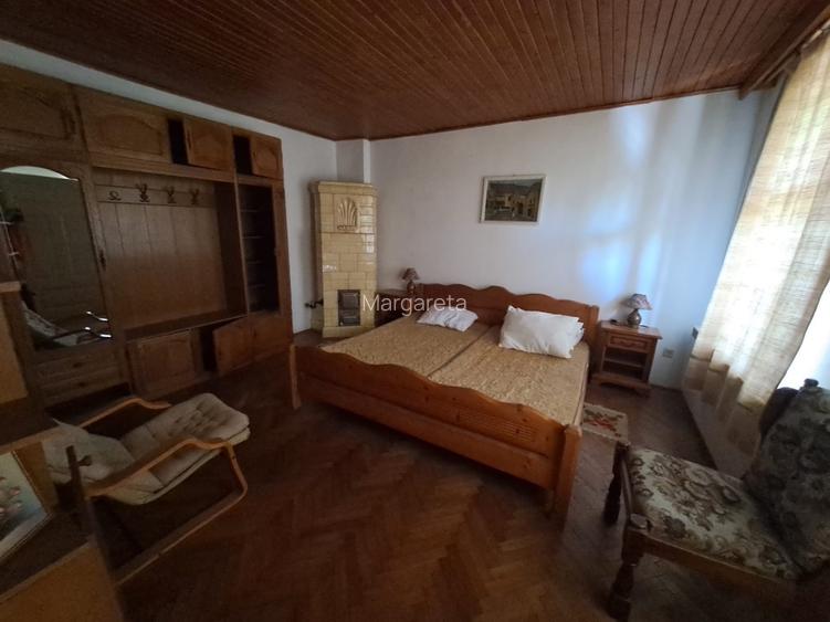 Resedinta vacanță in mediu rural  intravilan  - 4