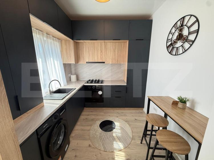 Casă 3 camere, 80 mp, curte, zona Visan