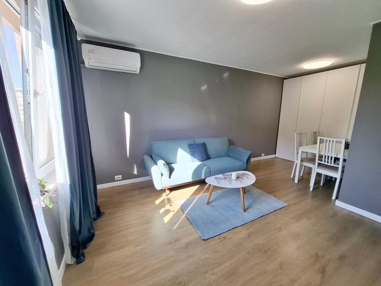 2-room apartment | view Sala Palatului park | subway Piata Romana |