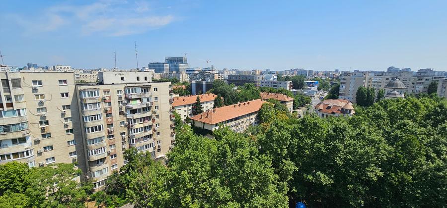 Vanzare 2 camere - Tineretului