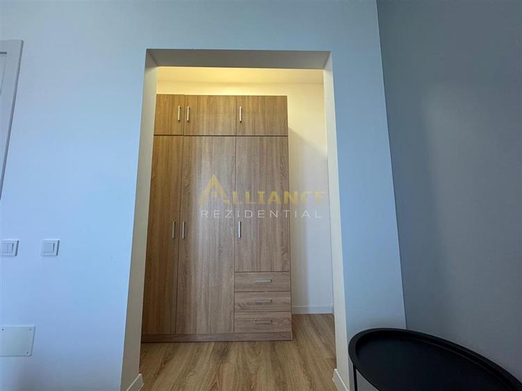 Metrou Berceni, 2 camere mobilat cu balcon