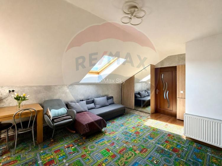 Apartament cu 2 camere de vânzare | strada Florilor - 2