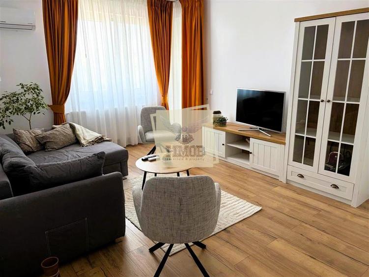 Apartament modern 2 camere balcon|dressing si parcare Selimbar