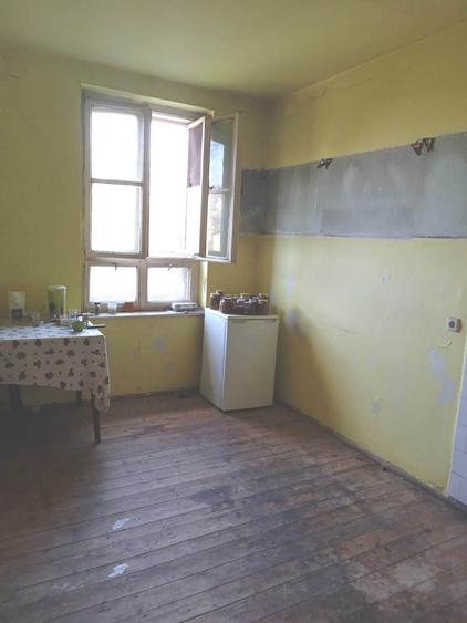 Apartament la casa etaj 1 zona Soseaua Alba-Iulia