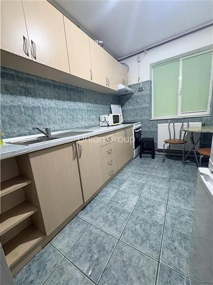 Apartament 3 Camere Decomandat Zona Tomis Nord - 9