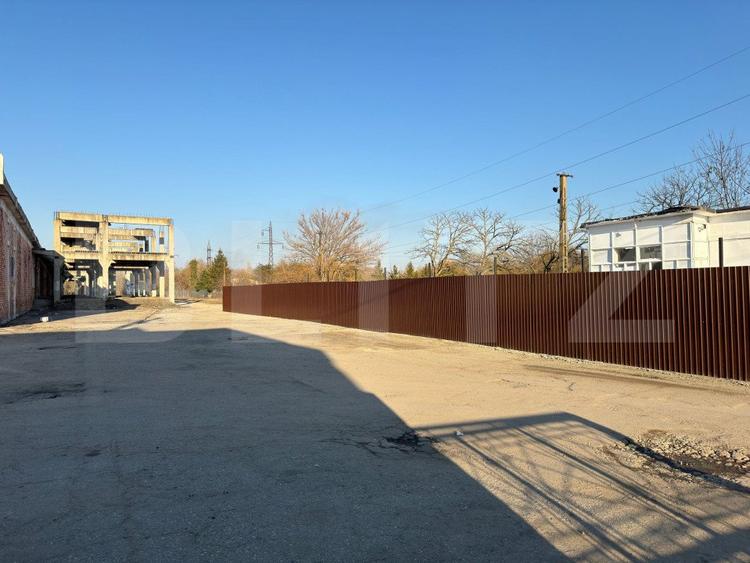 Platforma betonata de inchiriat, suprafete de 500-2000 mp, zona comunei Podari